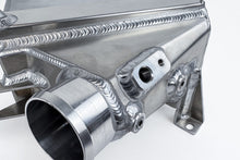 Load image into Gallery viewer, Photo - Close Up