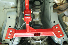Load image into Gallery viewer, UMI Performance 82-92 GM F-Body Tunnel Mounted Trq. Arm Fits TH400- No Loop - Black