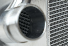 Load image into Gallery viewer, Photo - Close Up