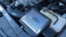 Load image into Gallery viewer, Volant Cold Air Intake System for Dodge Magnum, Charger, 300 SRT8 6.1 V8, featuring a closed box design.